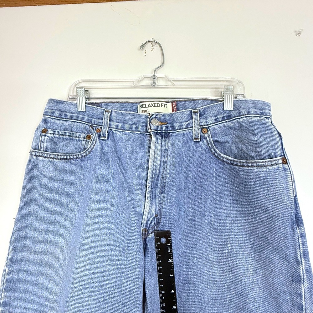 Vintage Levi's Jeans Mens 35x30 550 Relaxed Fit Light Wash Denim Tapered Leg - Picture 2 of 8
